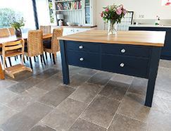 Picture for category LOIRE TUMBLED LIMESTONE