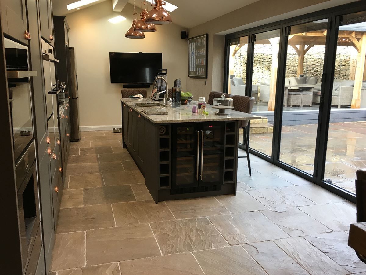 Picture for category TUDOR BRUSHED SANDSTONE