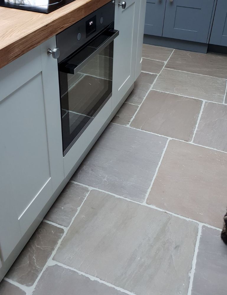Picture for category TUDOR BRUSHED SANDSTONE