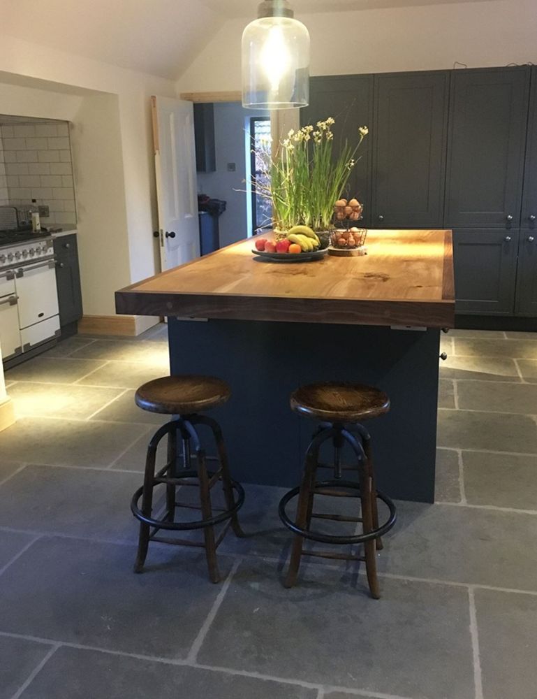 Picture for category TAJ GREY TUMBLED & BRUSHED LIMESTONE