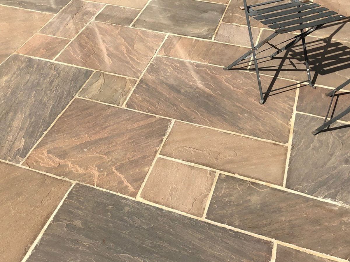 Picture for category CLASSIC AUTUMN UMBER SANDSTONE PAVING