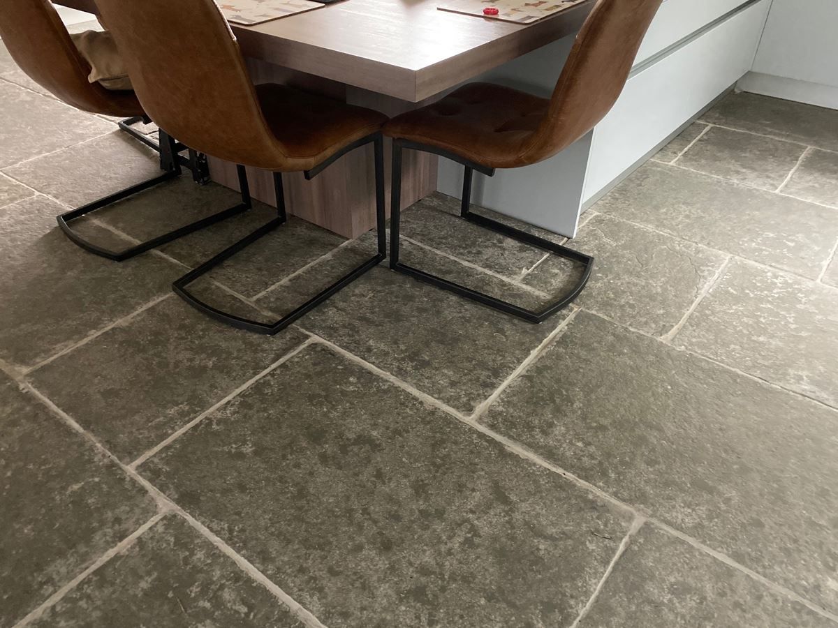Picture for category RUTLAND GREY LIMESTONE