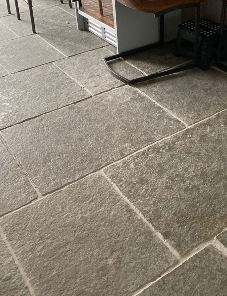 Picture for category RUTLAND GREY LIMESTONE
