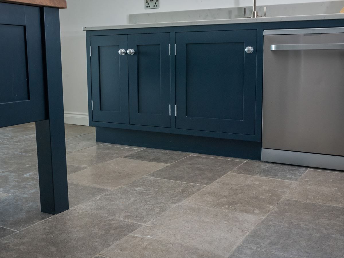 Picture for category LOIRE TUMBLED LIMESTONE