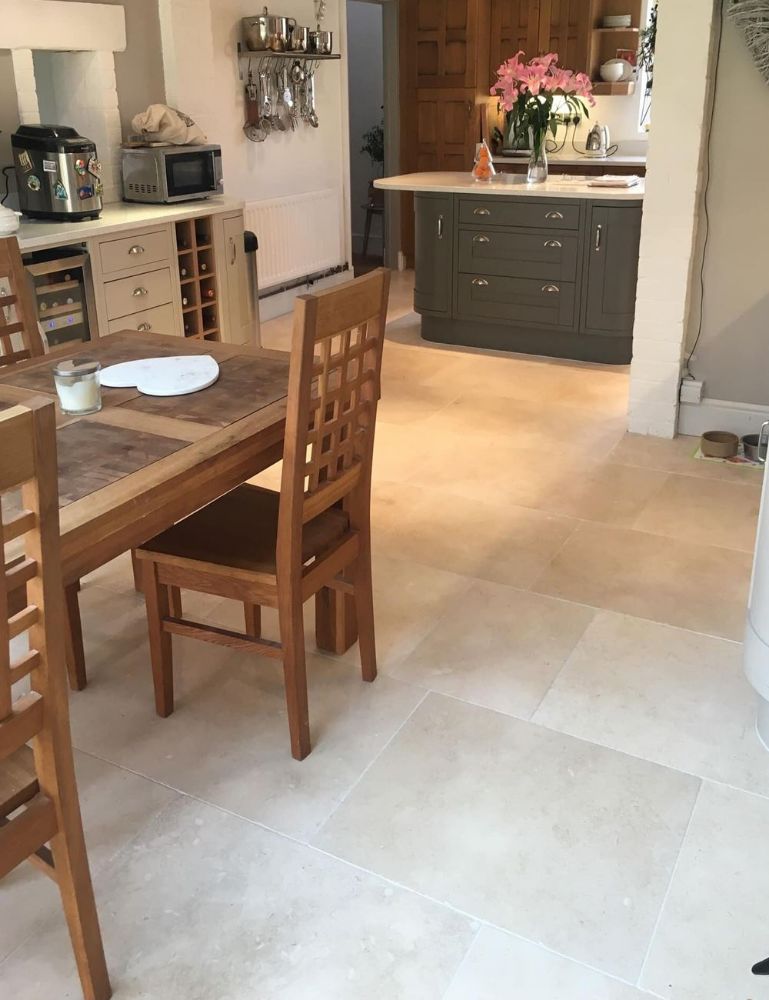 Picture for category AVALON TUMBLED LIMESTONE