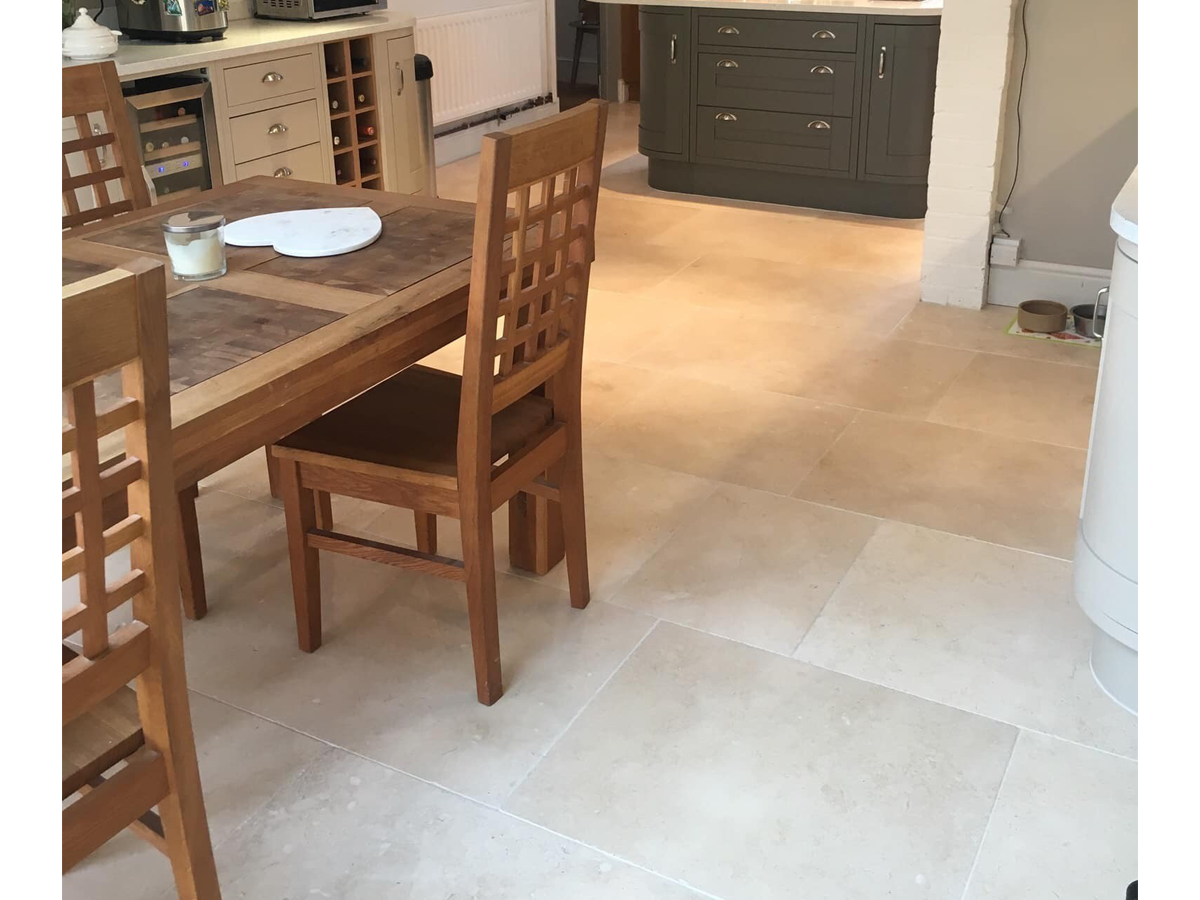 Picture for category AVALON TUMBLED LIMESTONE