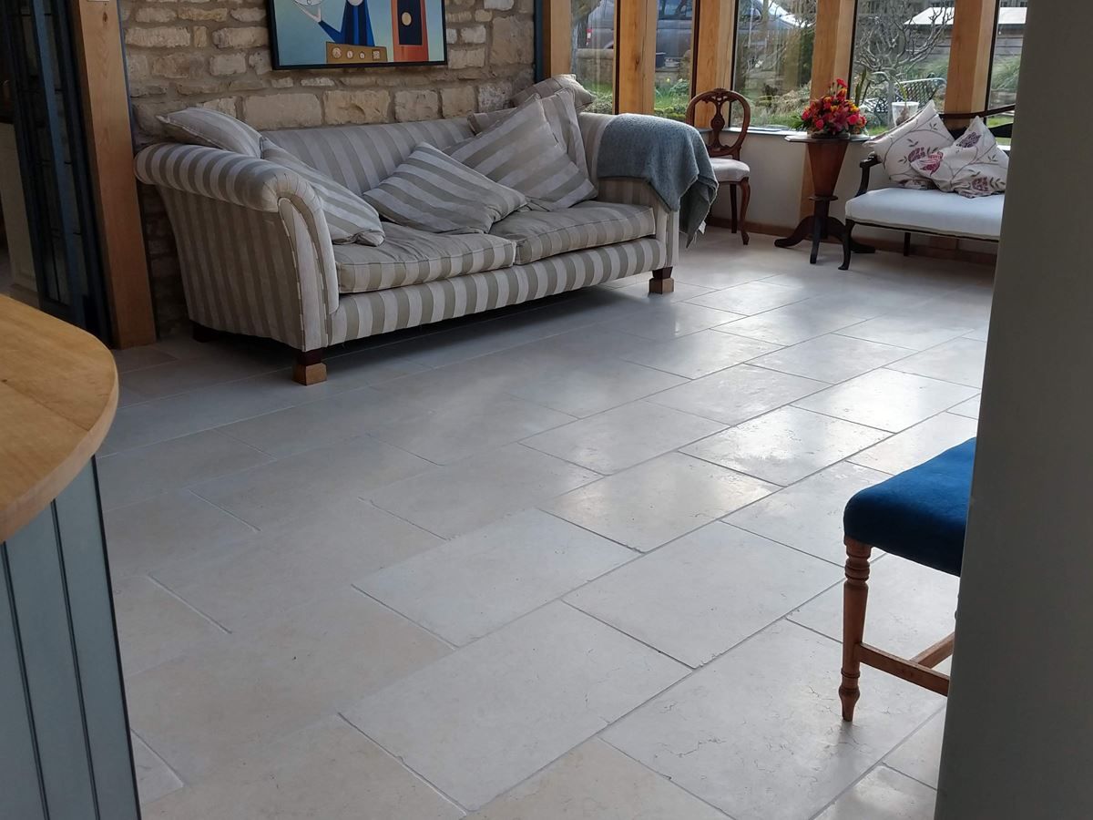 Picture for category AVALON TUMBLED LIMESTONE