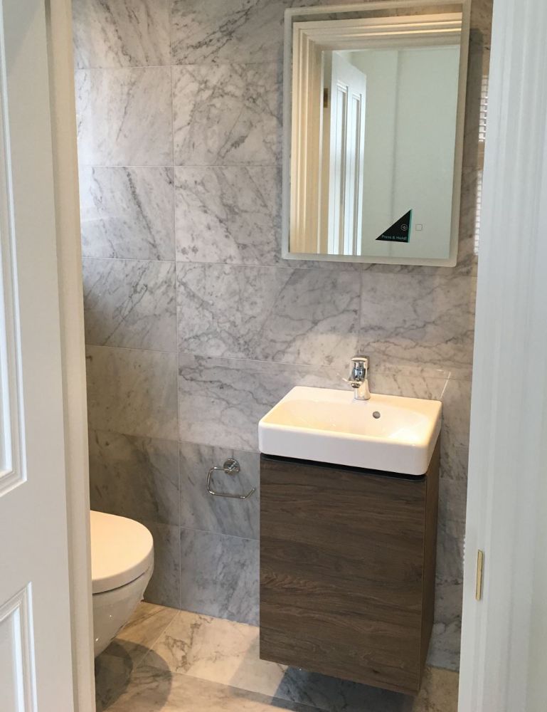 Picture for category BIANCO CARRARA POLISHED MARBLE