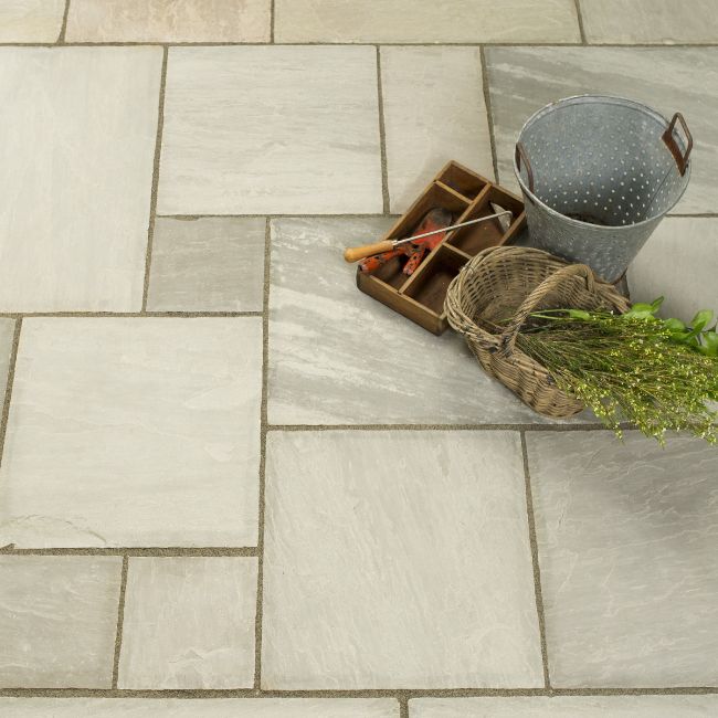 Picture of Classic Silver Grey Sandstone 18.8 sqm Calibrated Paving Slab Pack