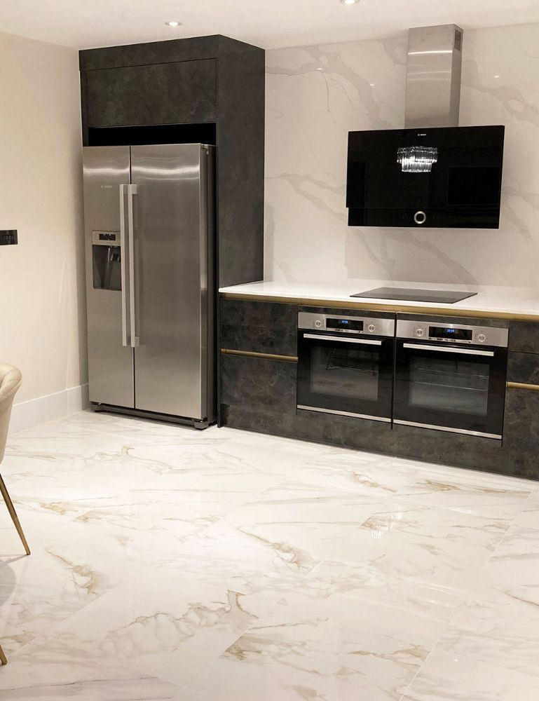 Picture for category Marmo Calacatta Oro Polished Porcelain