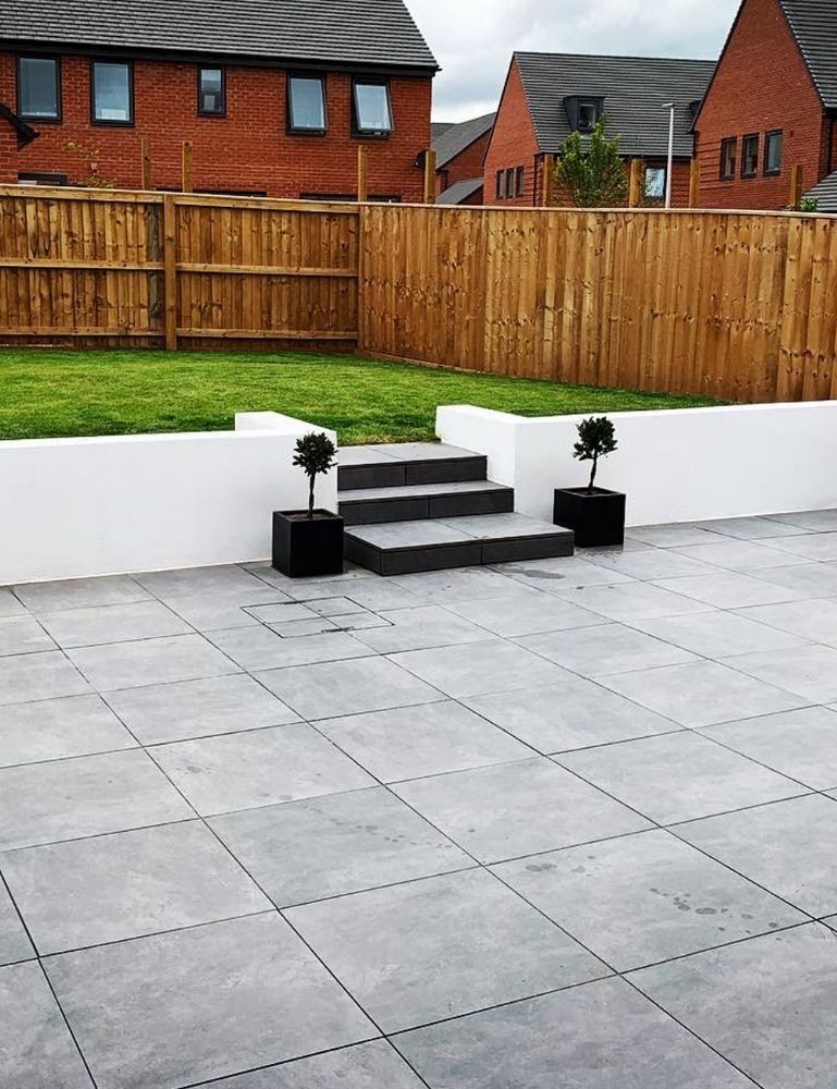 Picture for category VALE ANTHRACITE PORCELAIN PAVING