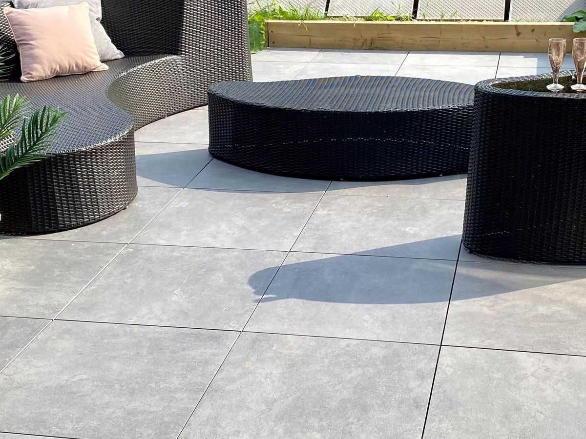 Picture for category VALE ANTHRACITE PORCELAIN PAVING