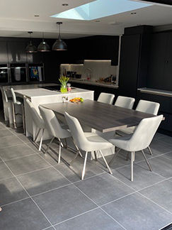 Picture for category URBAHN MEDIO CONCRETE-EFFECT PORCELAIN