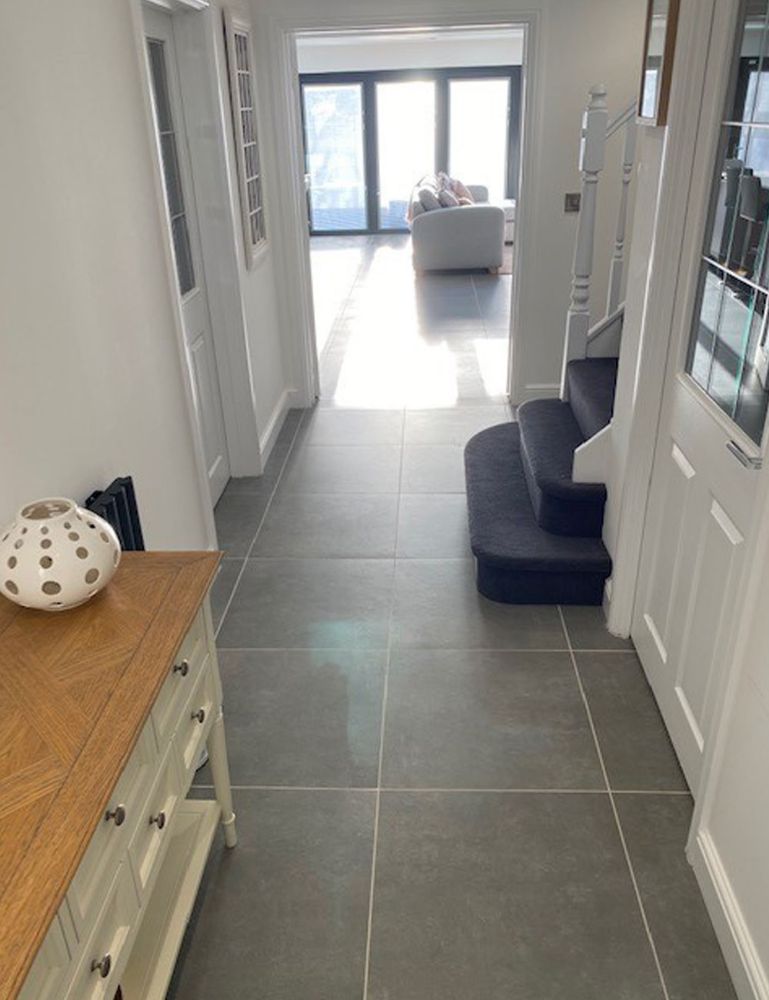 Picture for category URBAHN MEDIO CONCRETE-EFFECT PORCELAIN