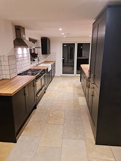 Picture for category AVONDALE TUMBLED & BRUSHED LIMESTONE