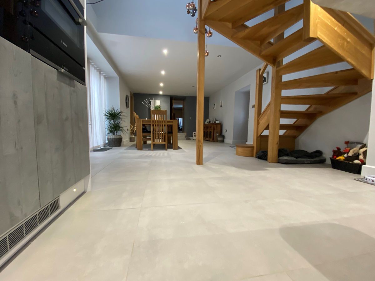 Picture for category CEMENTONE LIGHT CONCRETE EFFECT PORCELAIN