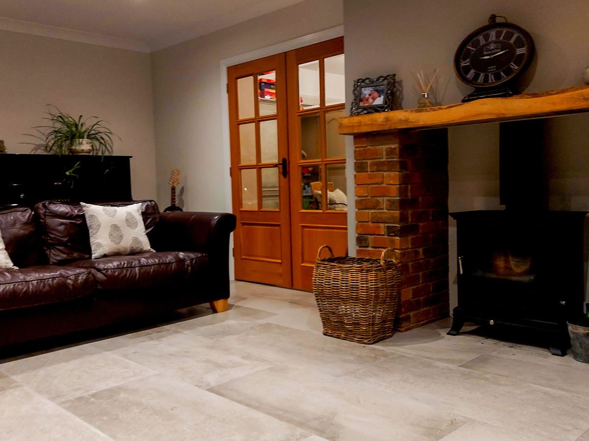 Picture for category PALAIS GRIS ANTIQUE EFFECT PORCELAIN