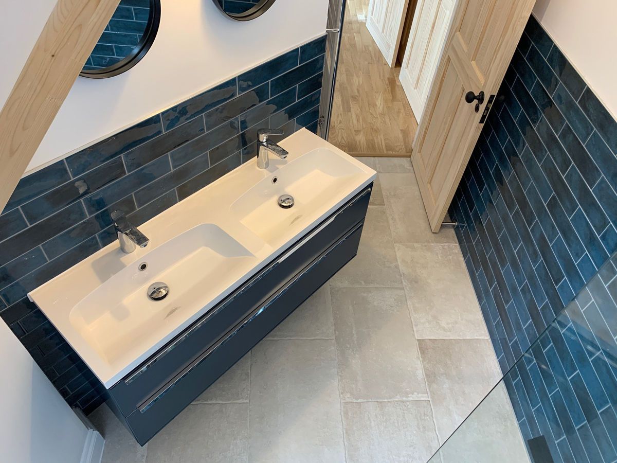 Picture for category PROVENCE BIANCO ANTIQUE EFFECT PORCELAIN