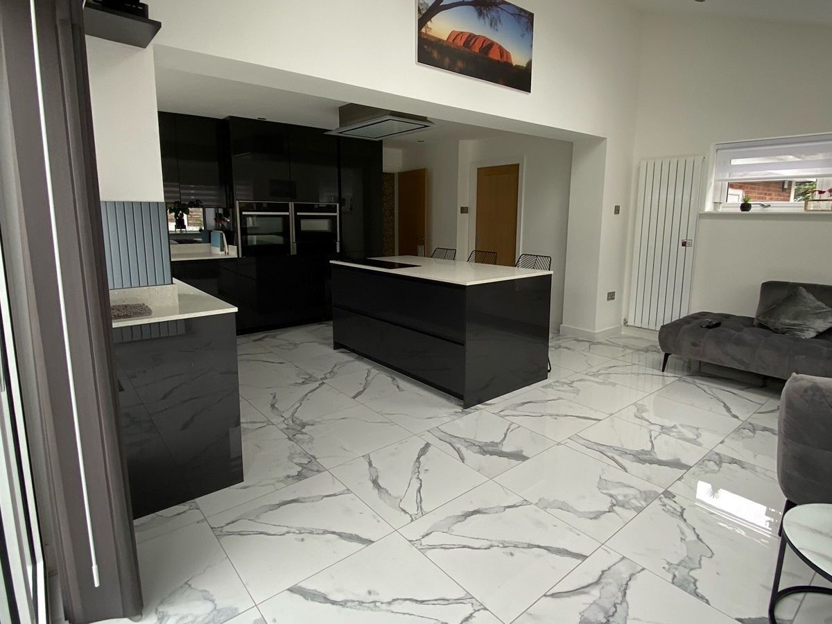 Picture for category STATUARIO AVENZA PORCELAIN
