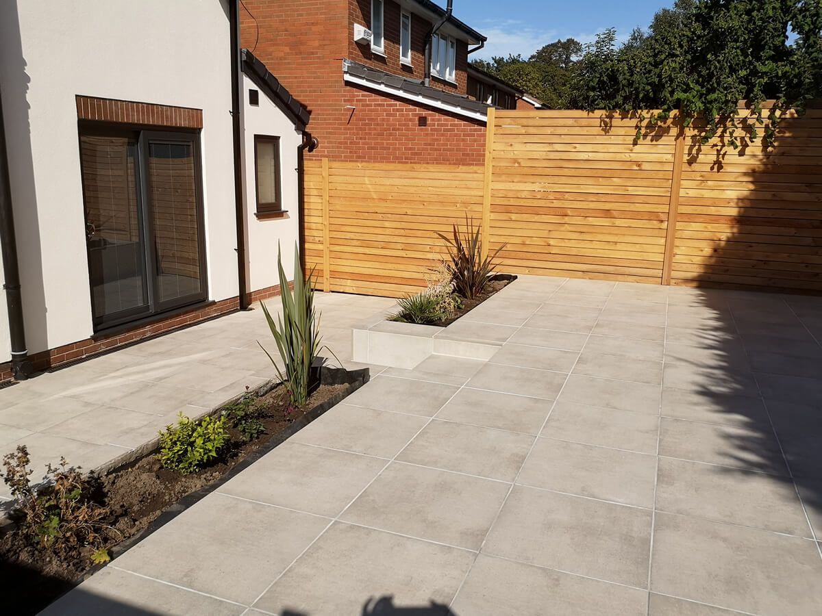 Picture for category EATON GRIS PORCELAIN PAVING