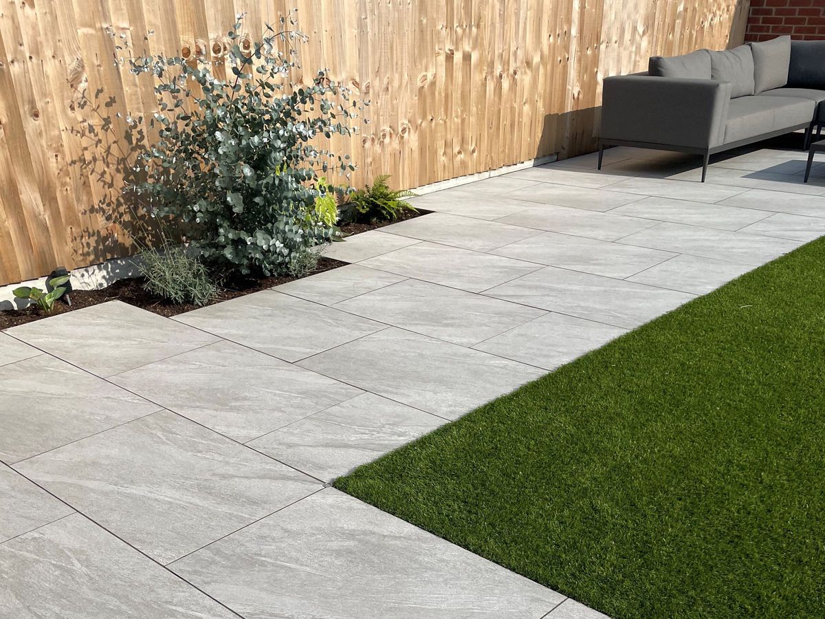 Picture for category LAGOS GREY PORCELAIN PAVING