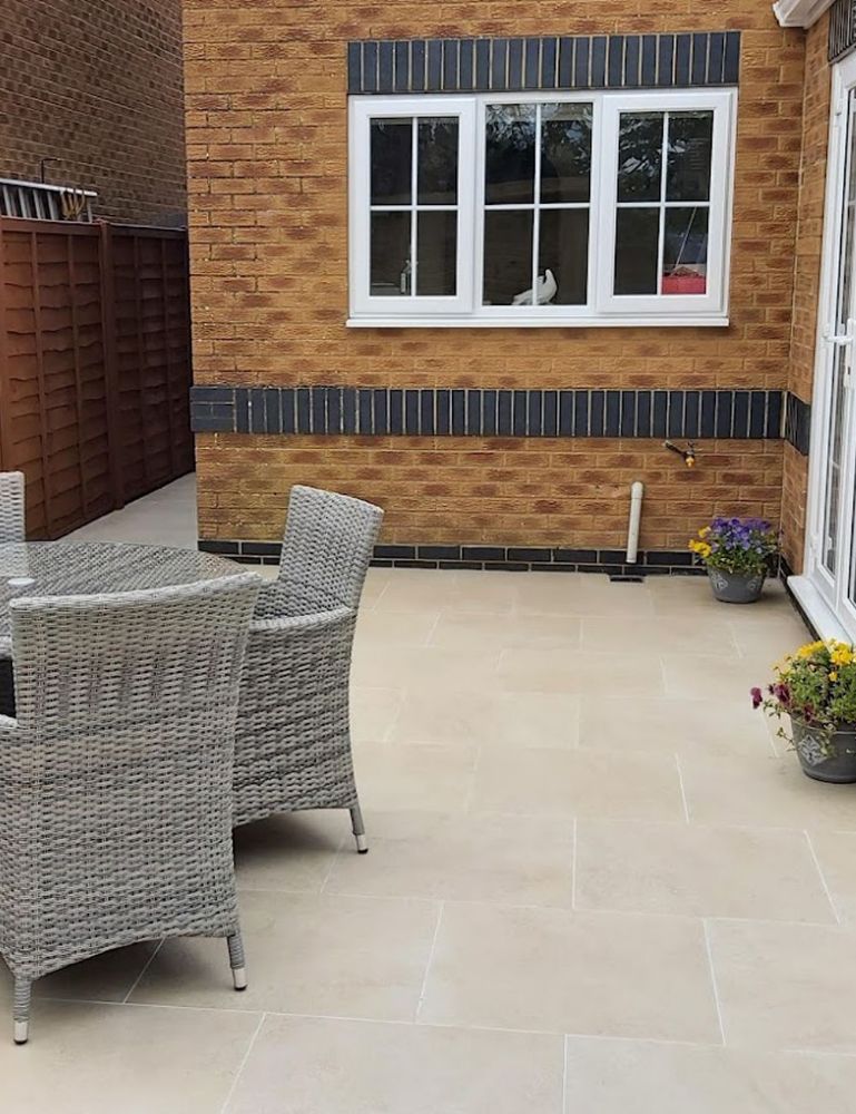 Picture for category MARTELLO BEIGE PORCELAIN PAVING