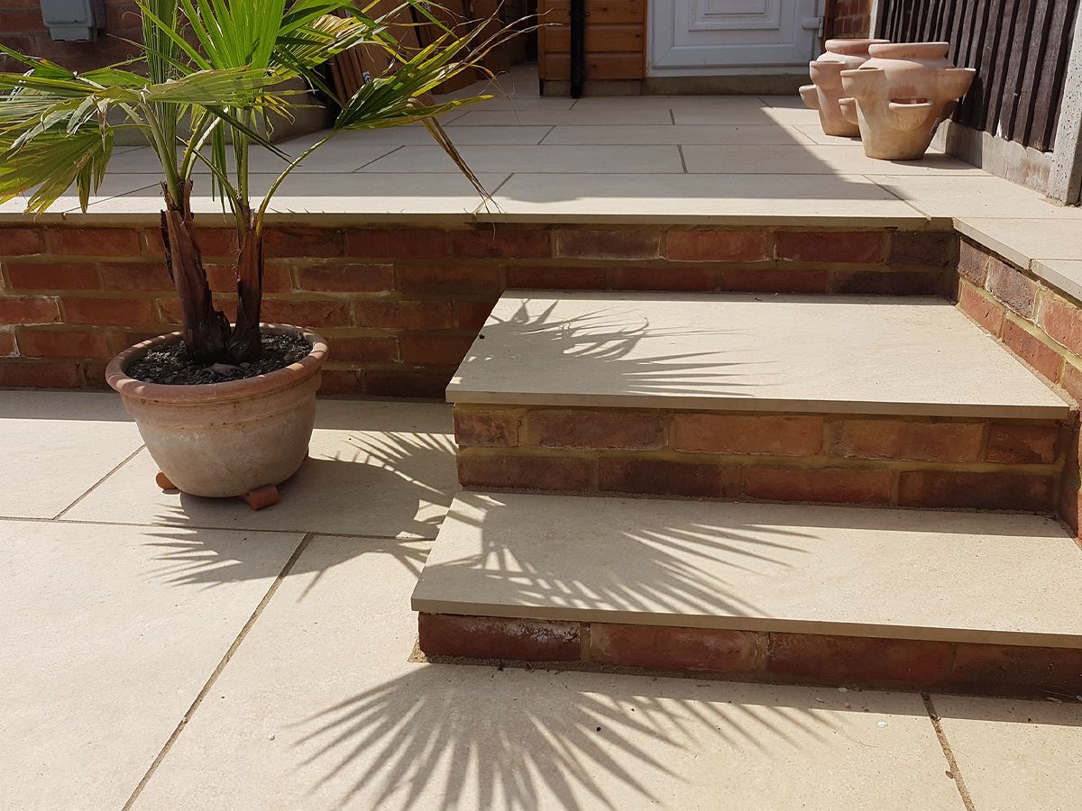 Picture for category MARTELLO BEIGE PORCELAIN PAVING