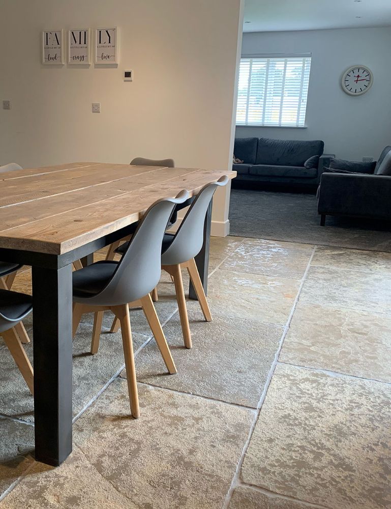 Picture for category SOMERSET TUMBLED & BRUSHED LIMESTONE