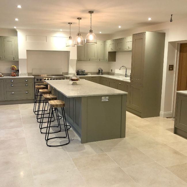 Picture of Avalon Limestone Tiles - Tumbled