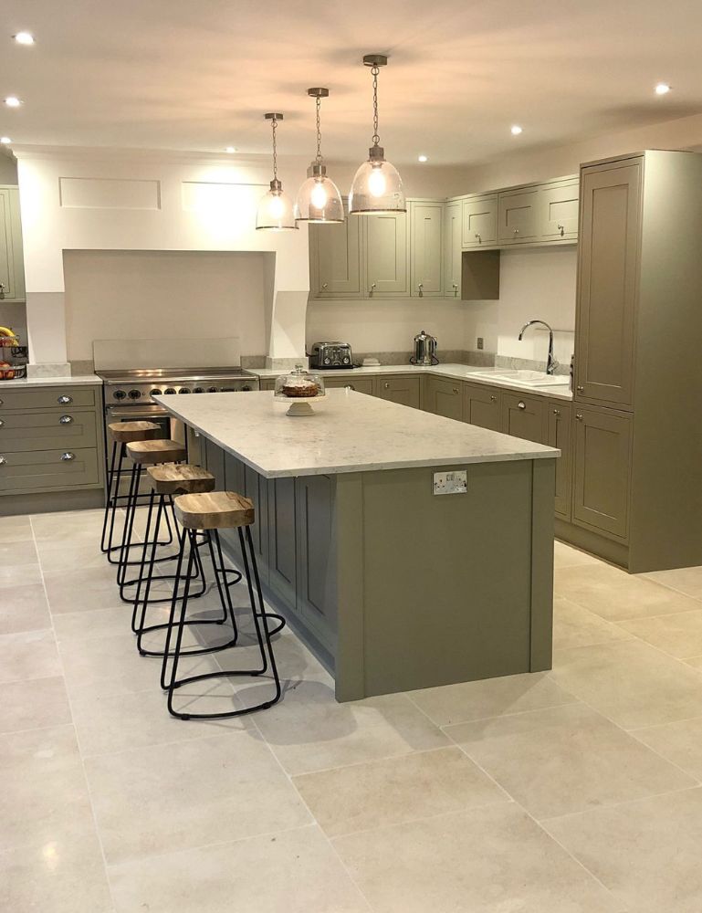 Picture for category AVALON TUMBLED LIMESTONE