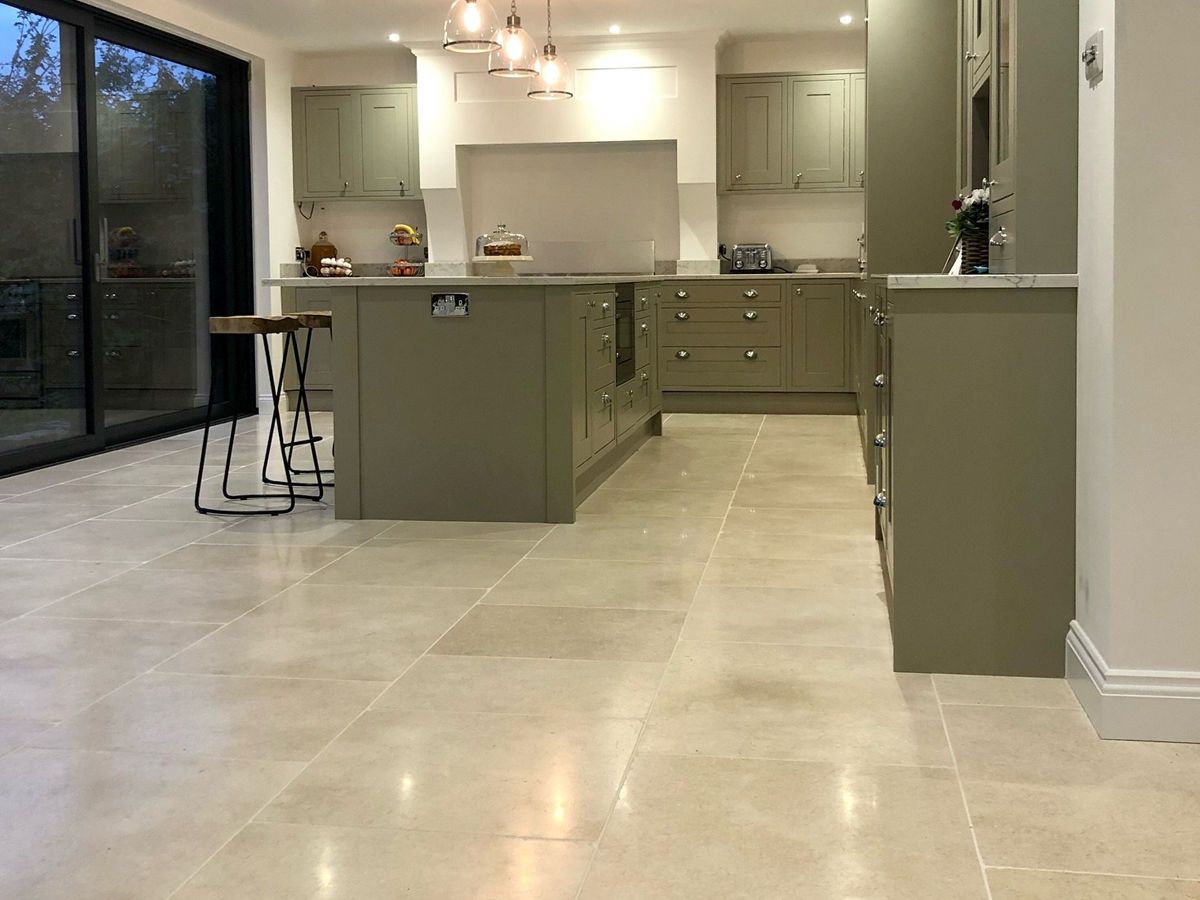 Picture for category AVALON TUMBLED LIMESTONE