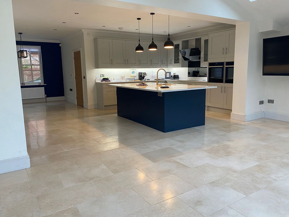 Picture for category AVALON TUMBLED LIMESTONE