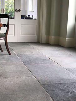 Picture for category STAMFORD TUMBLED LIMESTONE