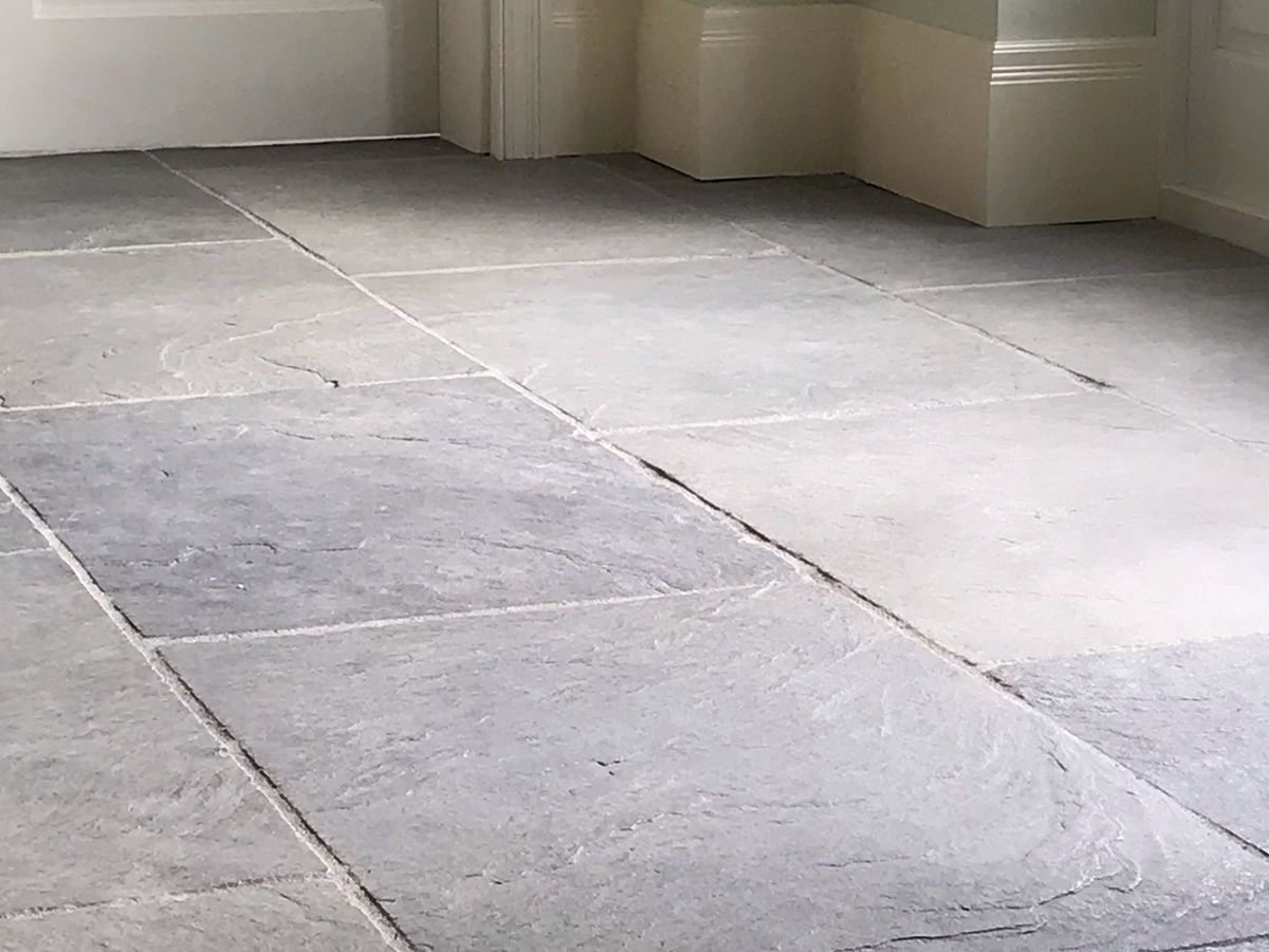Picture for category STAMFORD TUMBLED LIMESTONE