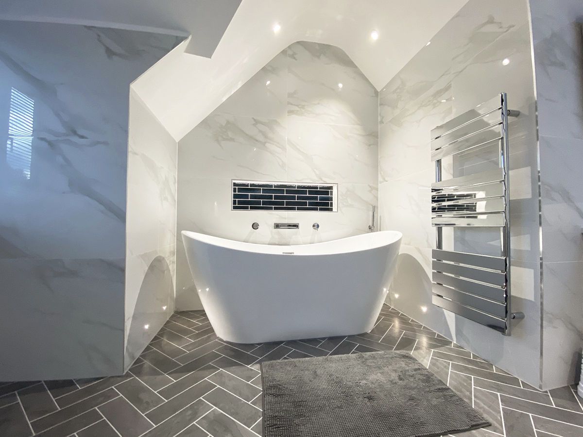 Picture for category TIMELESS WHITE CARRARA POLISHED PORCELAIN