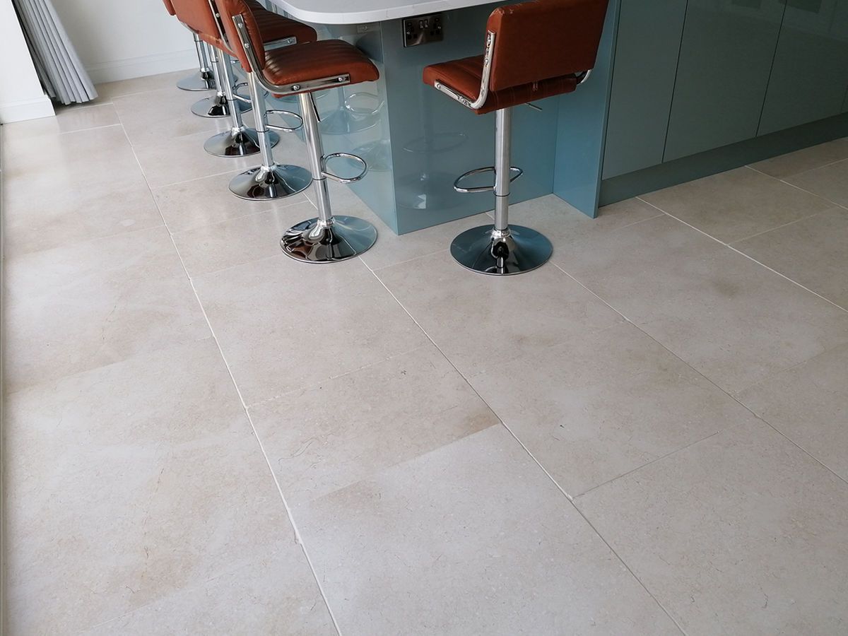 Picture for category AVALON TUMBLED LIMESTONE