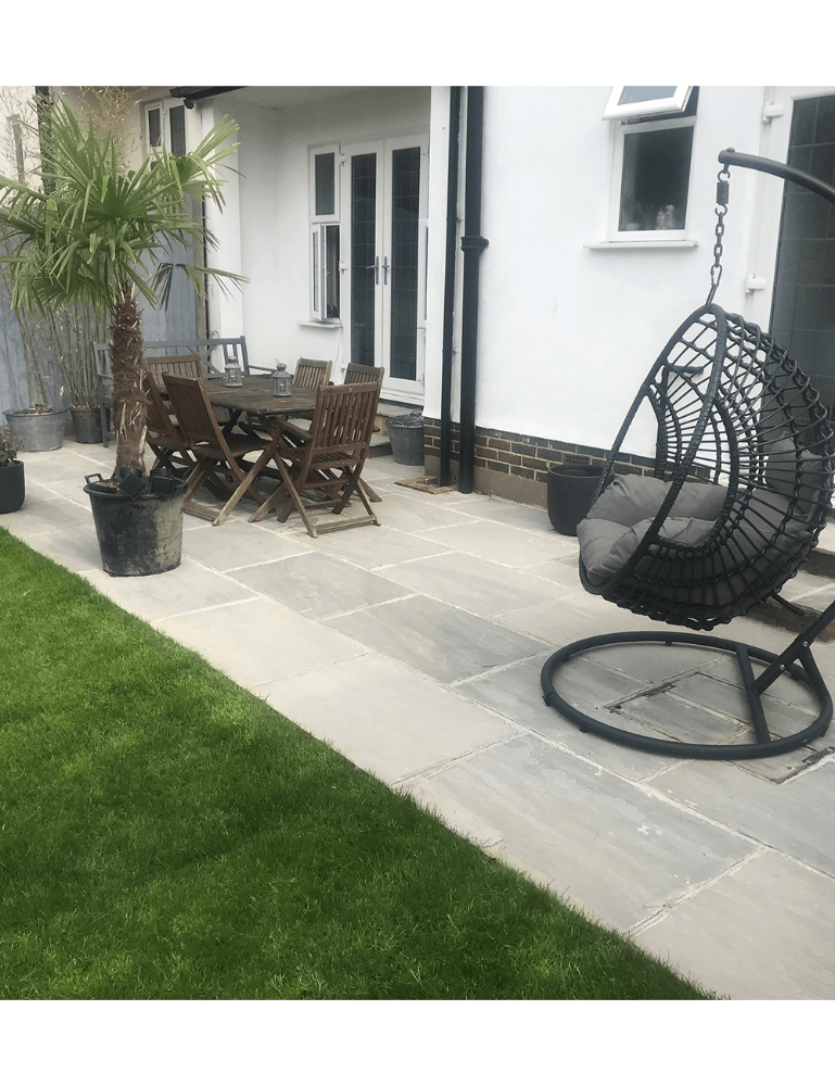 Picture for category CLASSIC SILVER GREY SANDSTONE PAVING