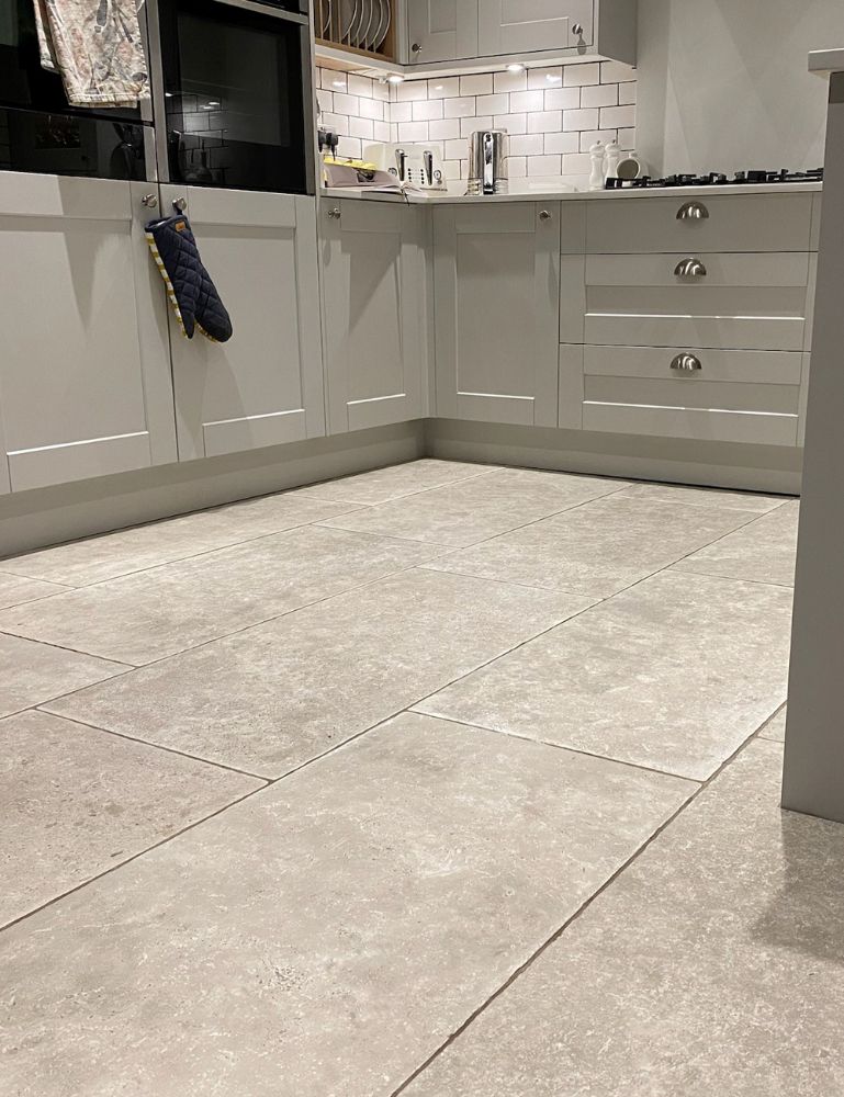Picture for category TRAVERTINO GRIGIO ANTIQUE EFFECT PORCELAIN