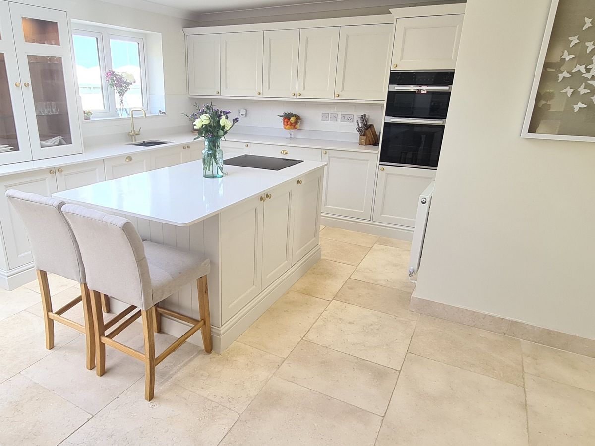 Picture for category AVALON TUMBLED LIMESTONE