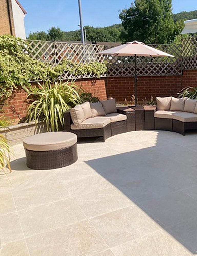 Picture for category LAKESTONE BEIGE PORCELAIN PAVING