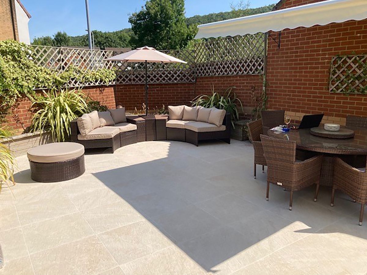 Picture for category LAKESTONE BEIGE PORCELAIN PAVING