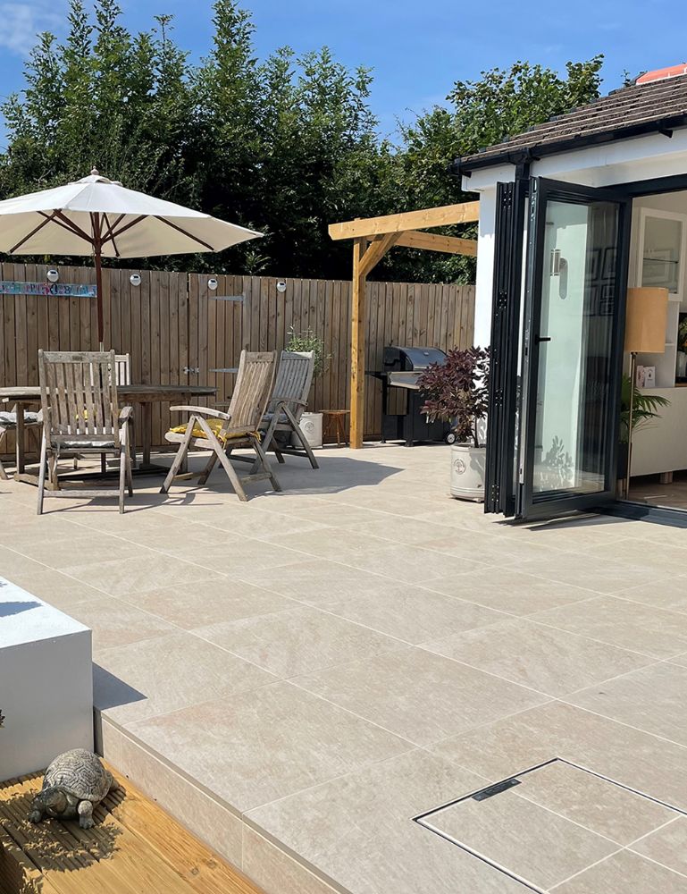 Picture for category LAKESTONE BEIGE PORCELAIN PAVING