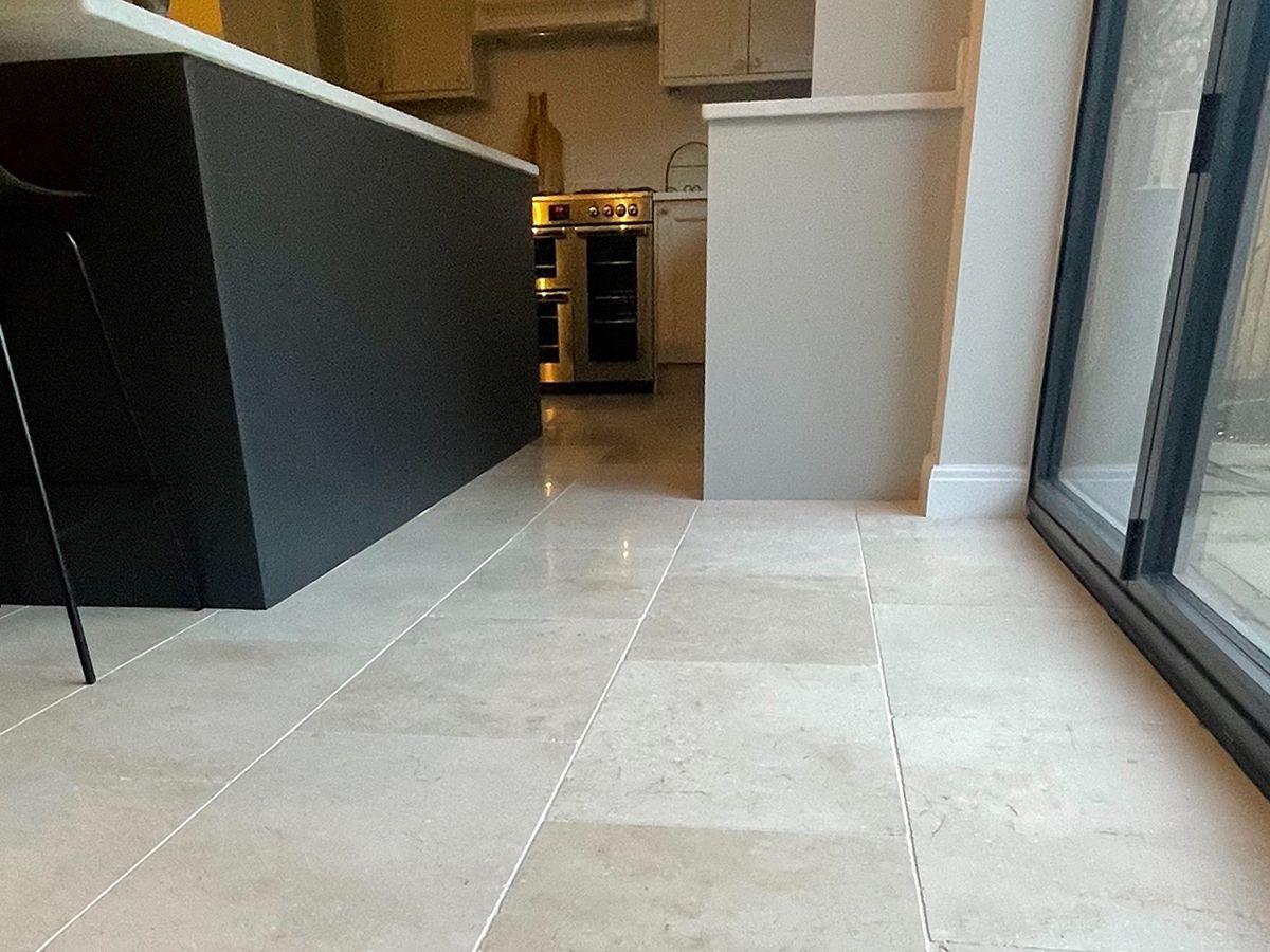 Picture for category AVALON TUMBLED LIMESTONE