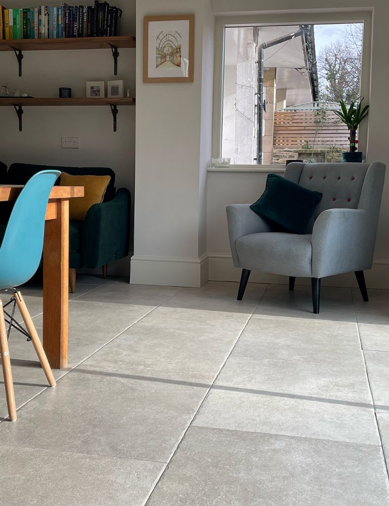 Picture for category CHARTERHOUSE BIANCO ANTIQUE EFFECT PORCELAIN
