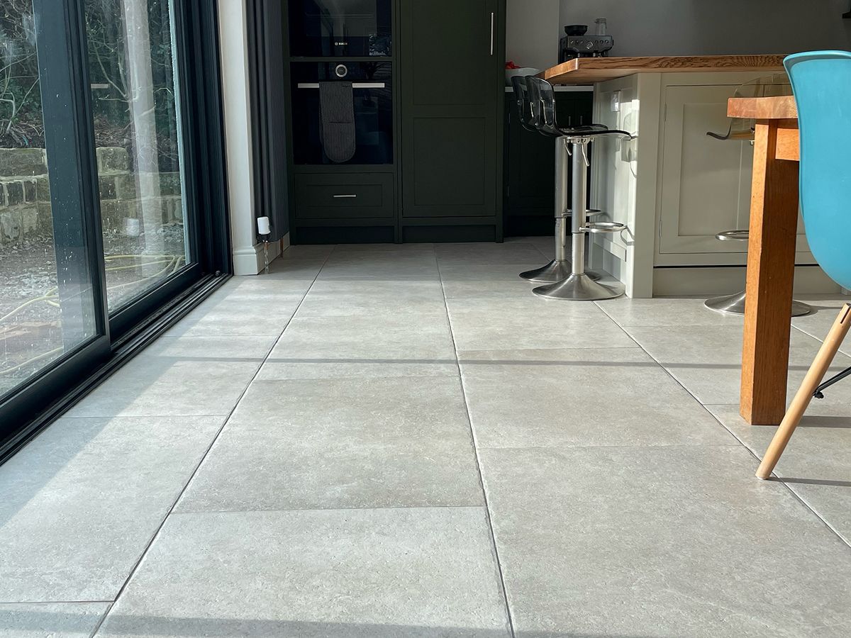 Picture for category CHARTERHOUSE BIANCO ANTIQUE EFFECT PORCELAIN