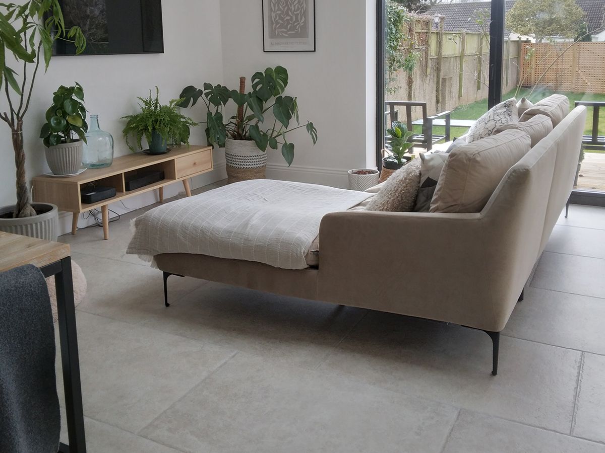 Picture for category CHARTERHOUSE BIANCO ANTIQUE EFFECT PORCELAIN