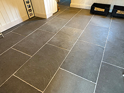 Picture for category STAMFORD TUMBLED LIMESTONE