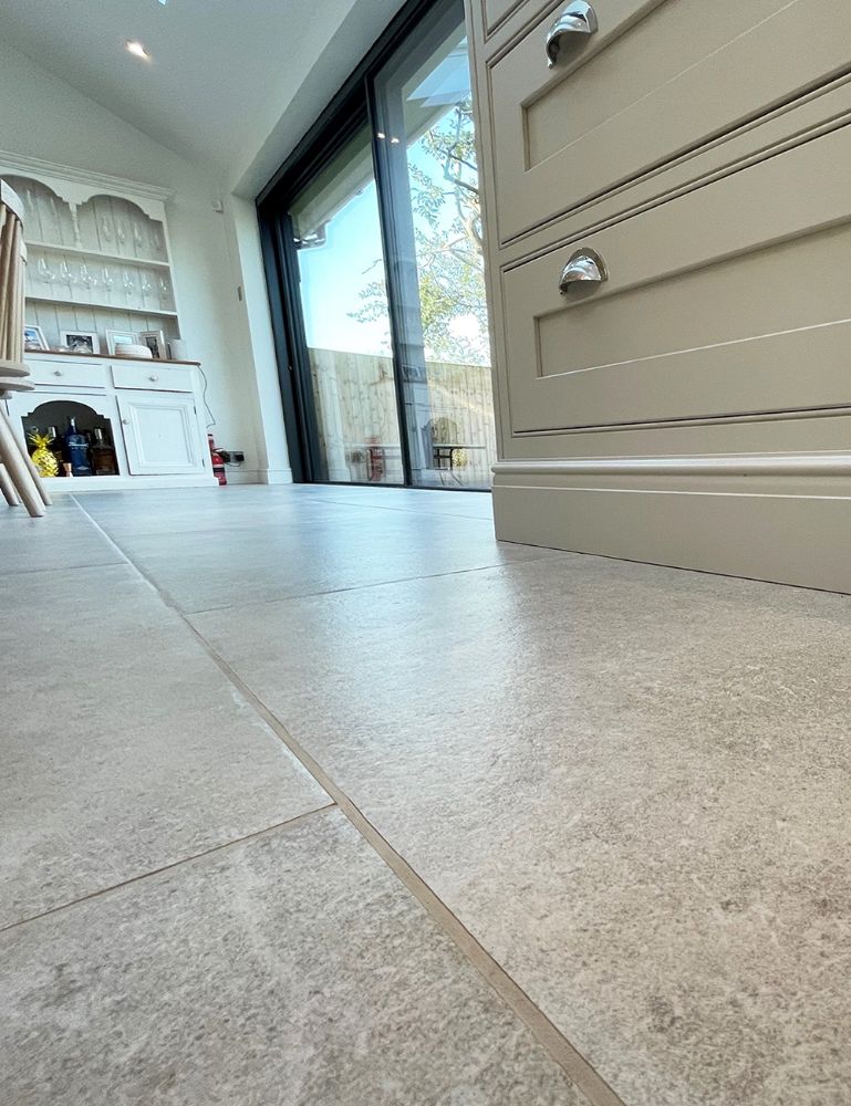 Picture for category CHARTERHOUSE BIANCO ANTIQUE EFFECT PORCELAIN