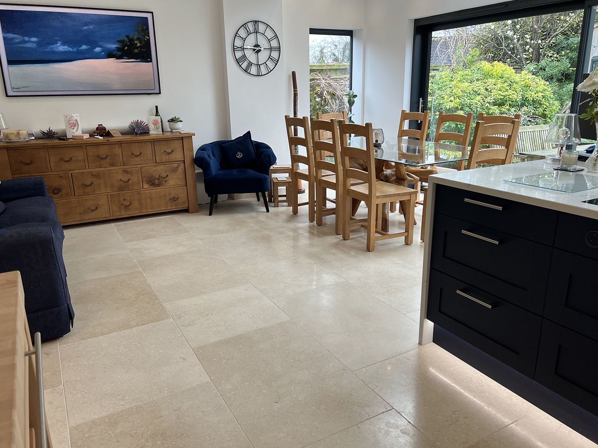 Picture for category AVALON TUMBLED LIMESTONE
