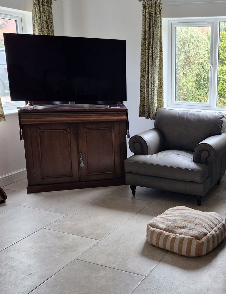 Picture for category CHARTERHOUSE BIANCO ANTIQUE EFFECT PORCELAIN